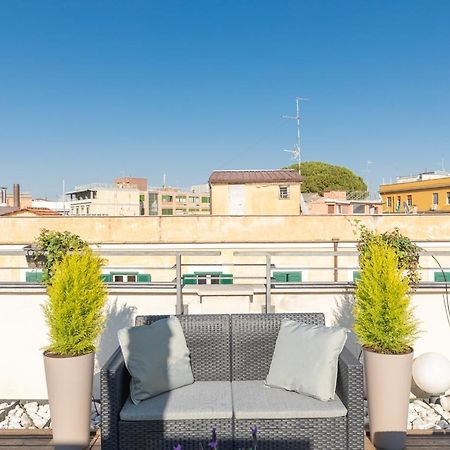 Iflat The Terrace Of Trastevere Rome Bagian luar foto
